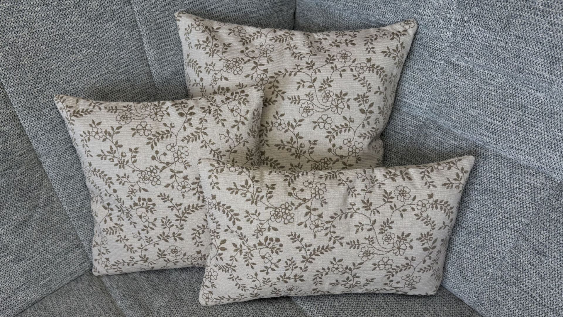 Dekokissen Wari auf Couch